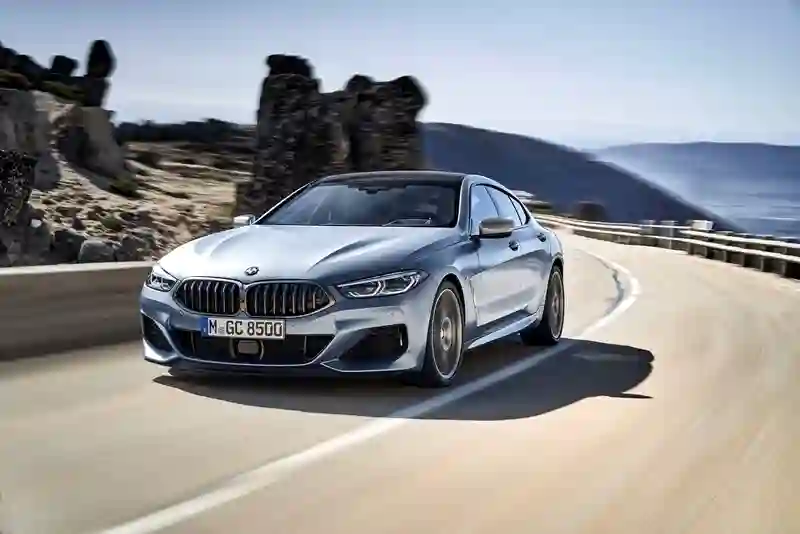 BMW 8 Cерии Gran Coupe