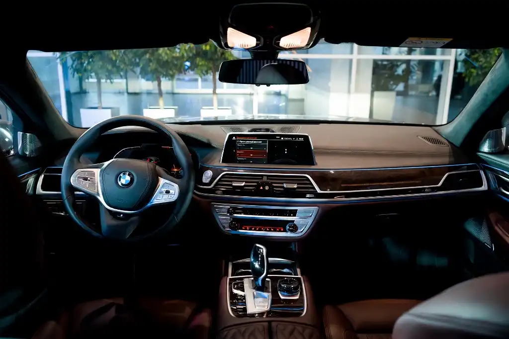 В Омске прошел эксклюзивный показ сразу трех новинок BMW