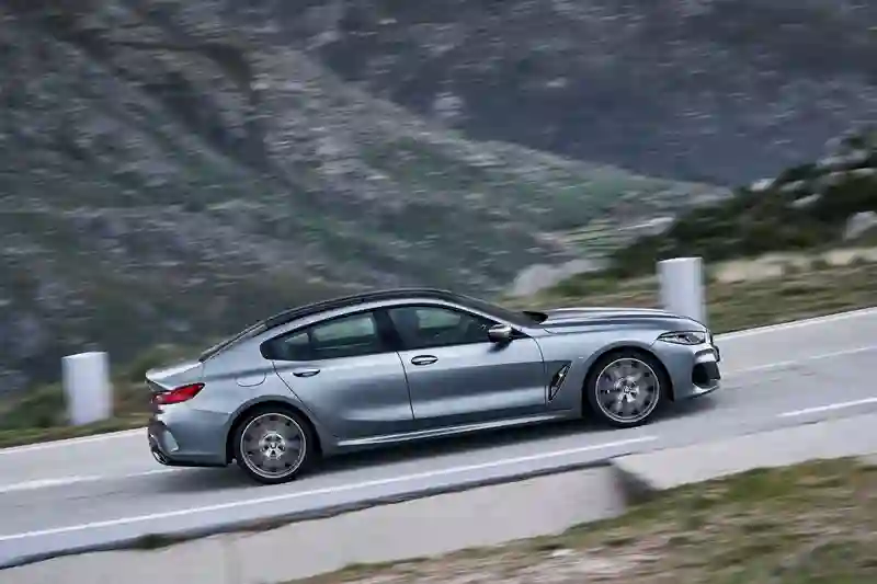 BMW 8 Cерии Gran Coupe